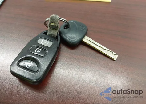 2013 Hyundai Sonata Gls z USA, uszkodzony, nr VIN 5NPEB4AC7DH558548